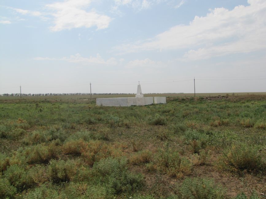 Site marked by an obelisk, where Kary Jews were shot. Photographer: 	Mikhail Tyaglyy, 2010.