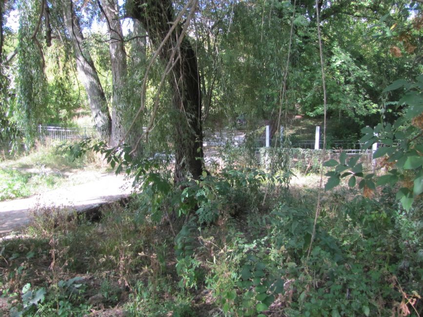 Former murder site of the Fastov Jews in the Kaznovka neighborhood. Photographer: 	Mikhail Tyaglyy, 2016.
