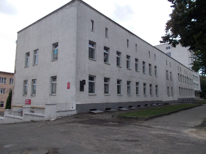 Former labor camp site on Bolesław Chrobry Street. Today it houses a teacher seminary in Łuck. Photographer: נעה נטשה סיגל, 2014.