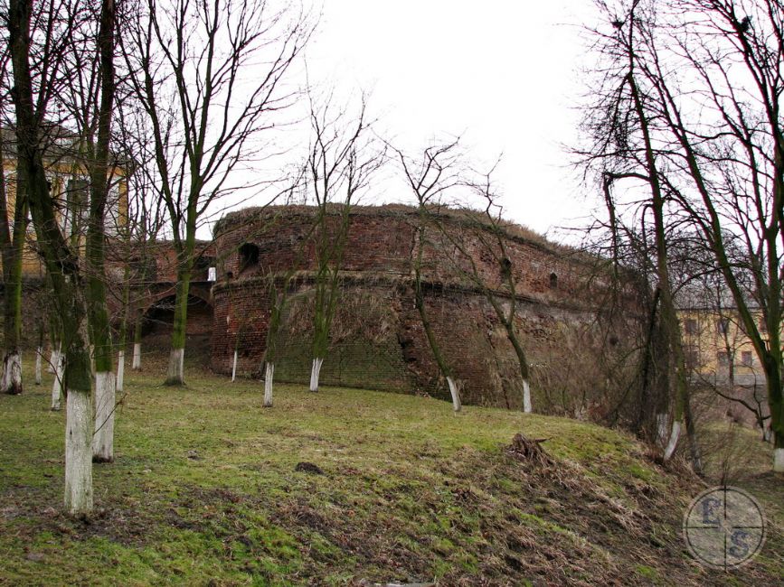 Current view of the Radziwiłł Fortress. Photographer: Eugene Shnaider, 2009.