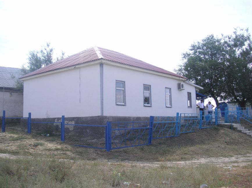 Former local authority building, where the Jews were held before being shot. Photographer: 	Inga Kuleshova, 2014.