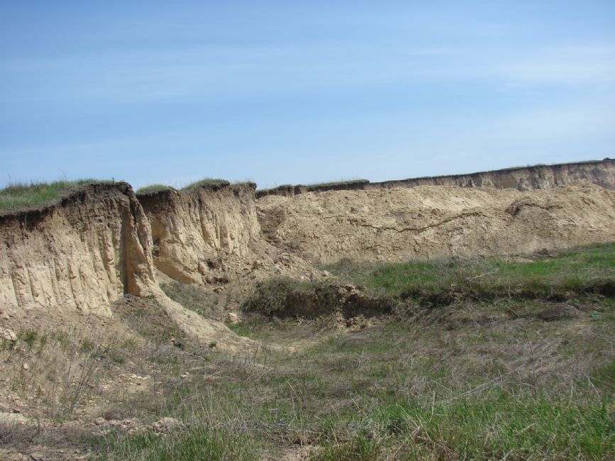 Dubina Cliff murder site of Zhashkov Jews
